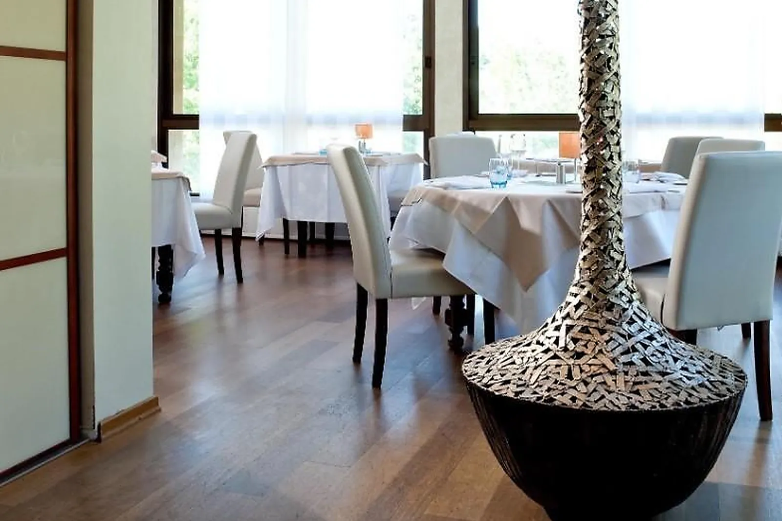 Lieux événementiels, HÔTEL LA RIVIÈRE