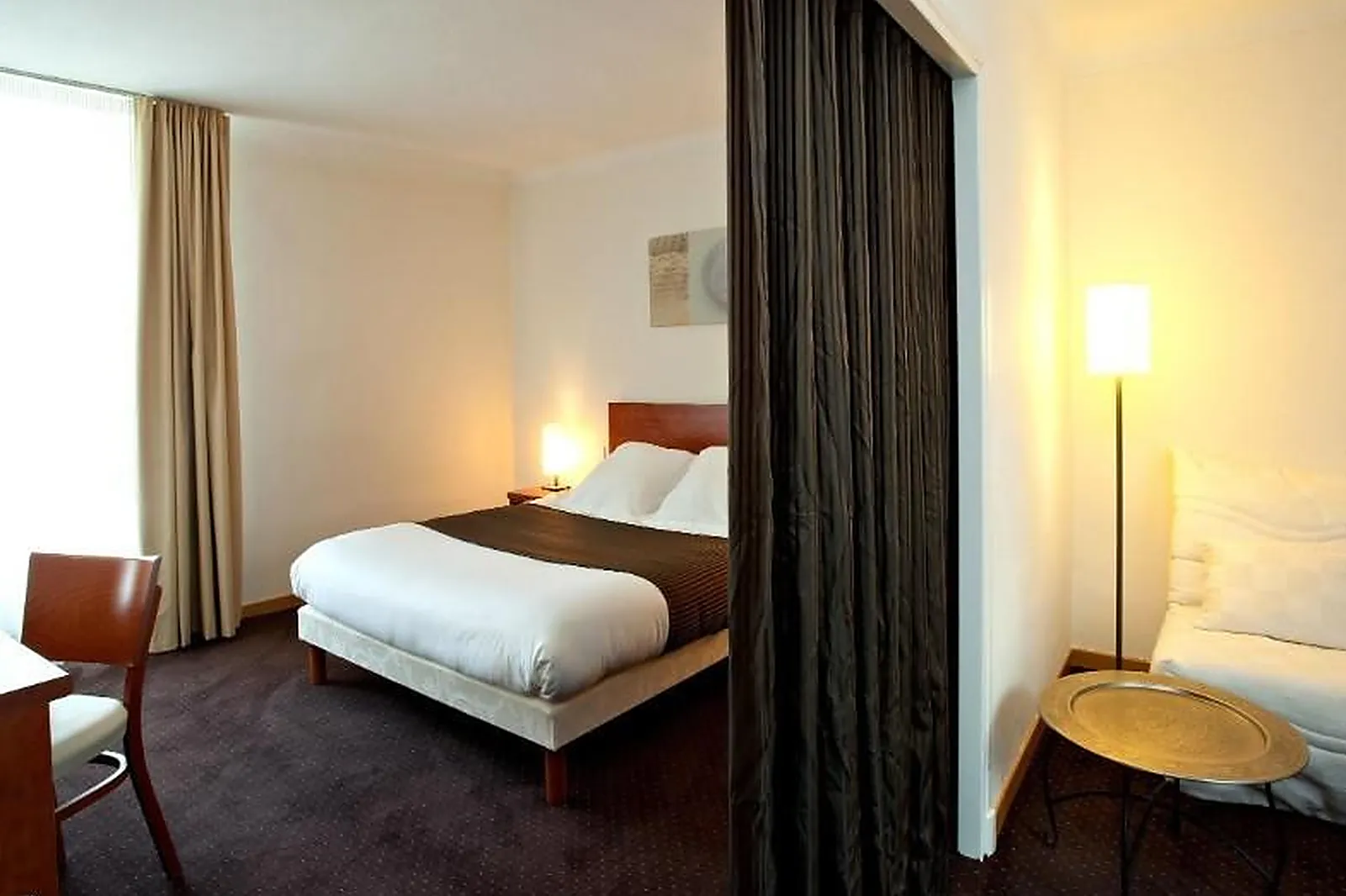 Lieux événementiels, HÔTEL LA RIVIÈRE