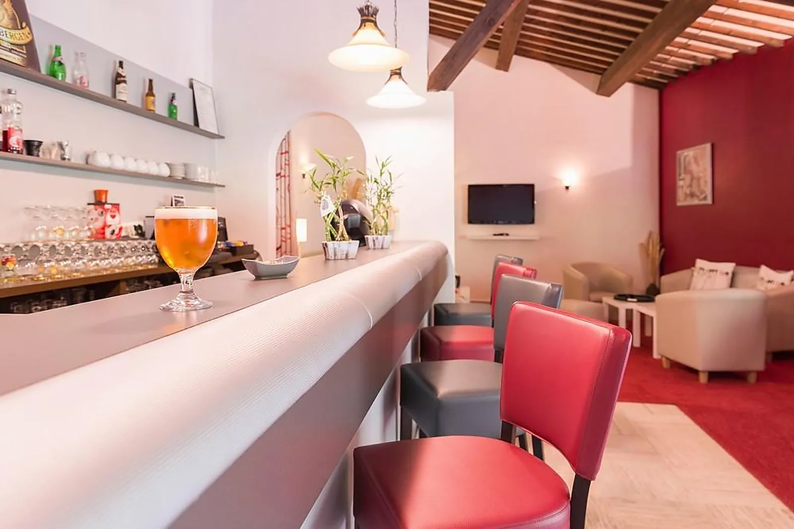 Lieux événementiels, HÔTEL LA SIESTA