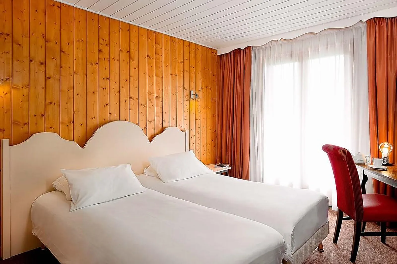 Lieux événementiels, HÔTEL LA SPATULE