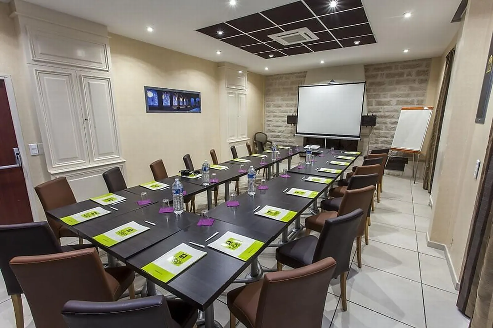 Lieux événementiels, HÔTEL LE CHRISTINA