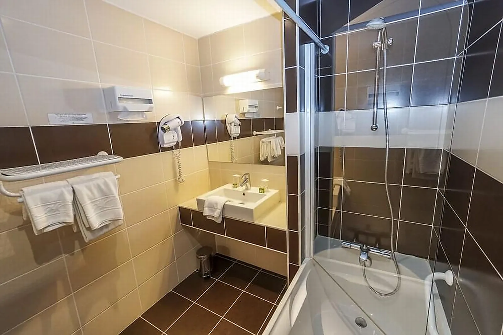 Lieux événementiels, HÔTEL LE CHRISTINA