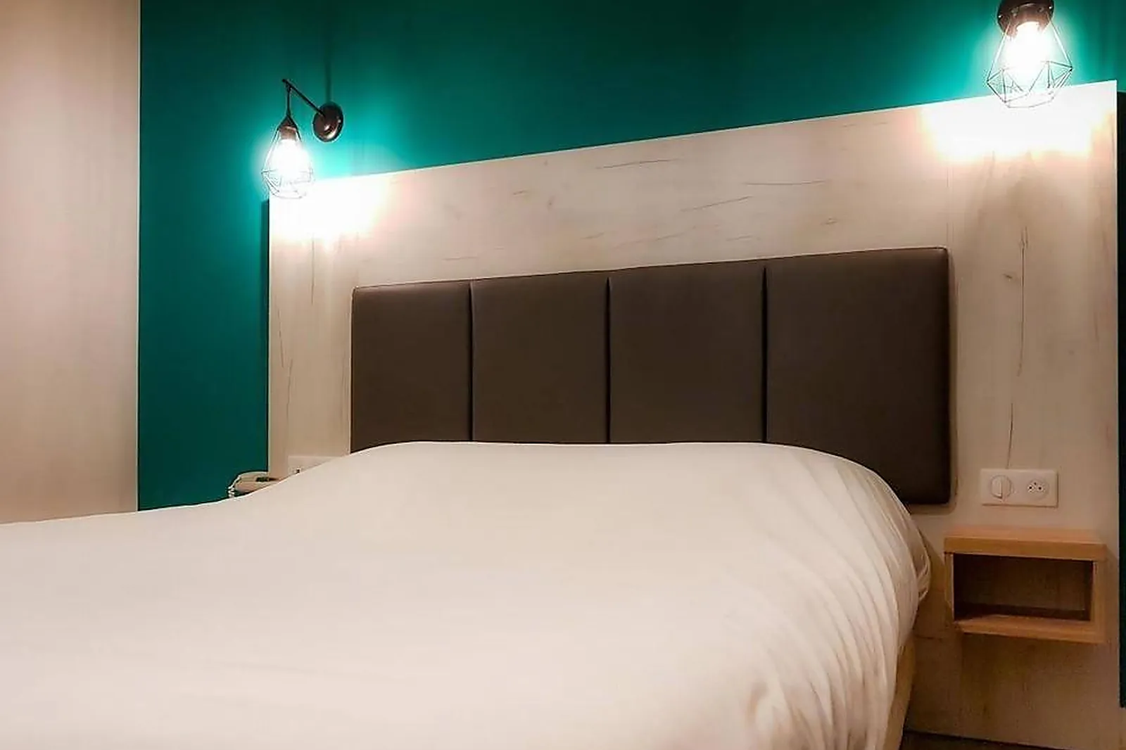 Lieux événementiels, HÔTEL LE CLERMOTEL