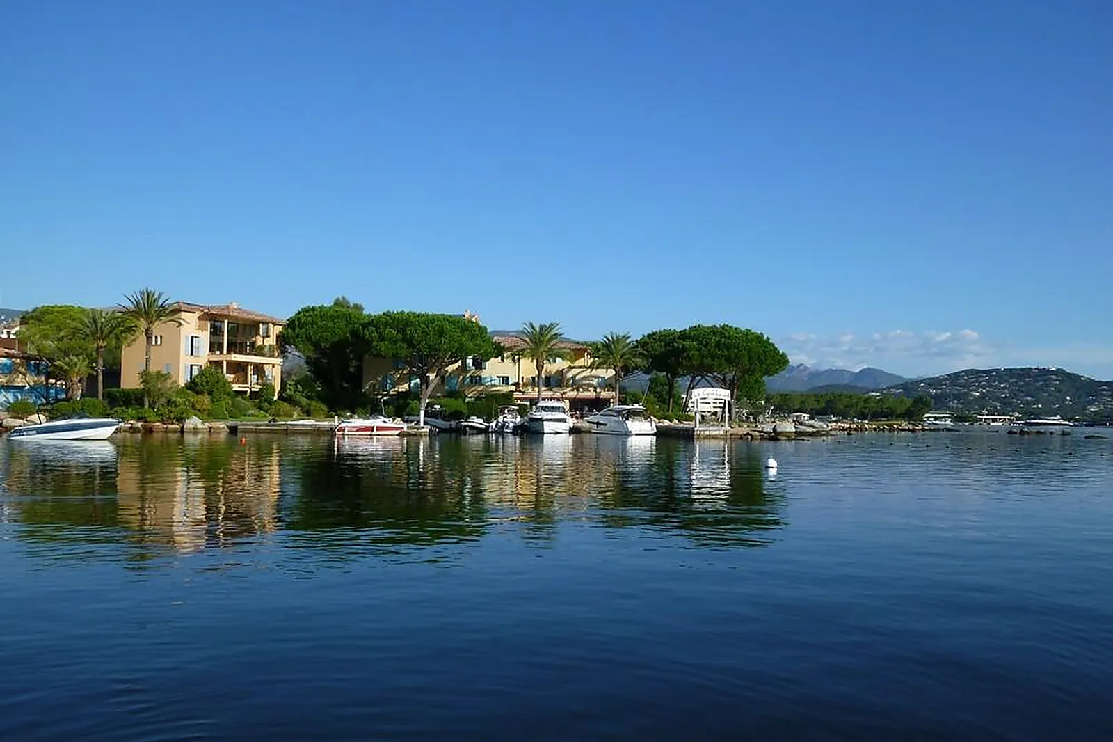 Lieux événementiels, HÔTEL LE GOÉLAND-CASA SANTINI