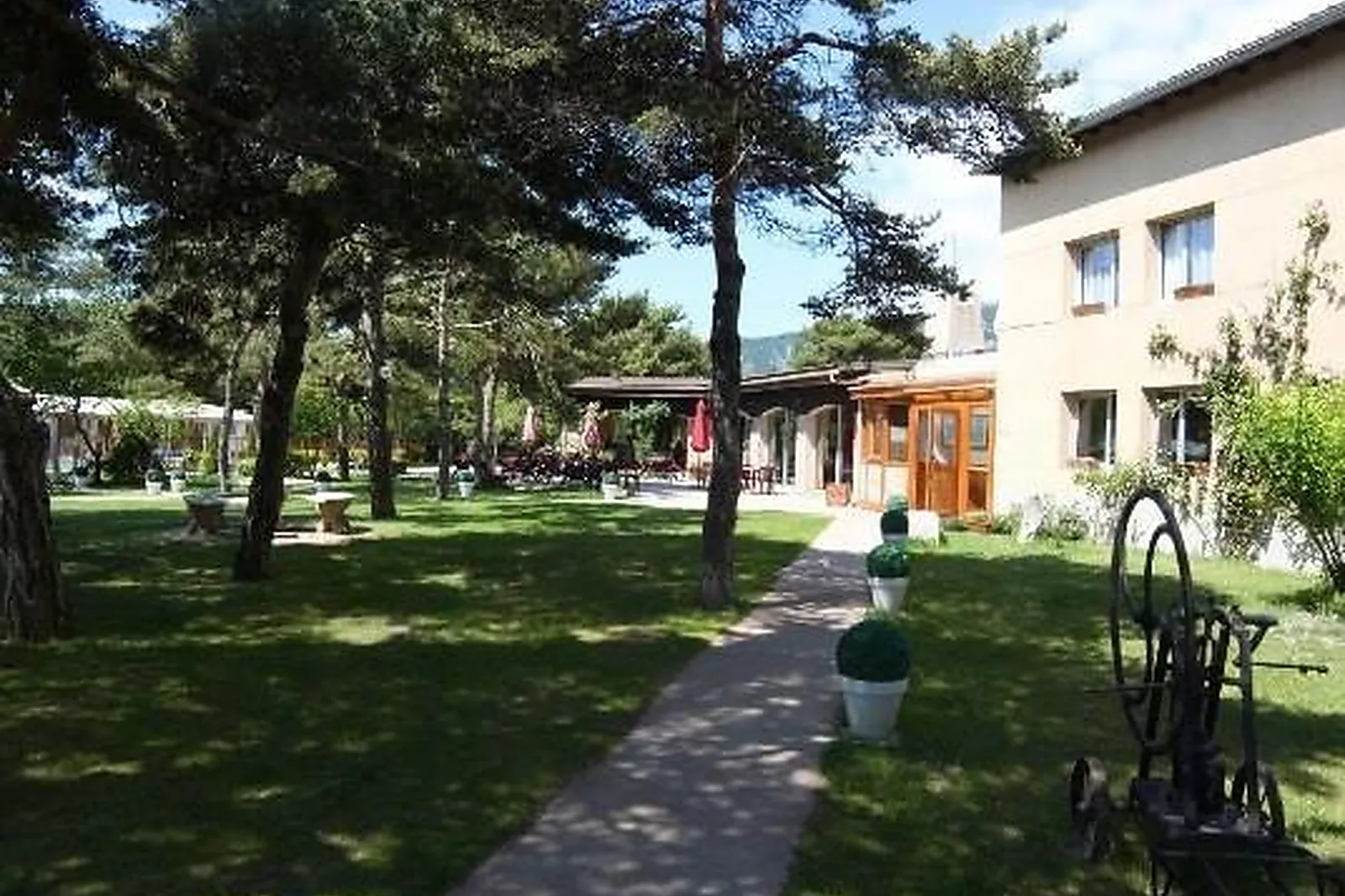 Lieux événementiels, HÔTEL LE LAC