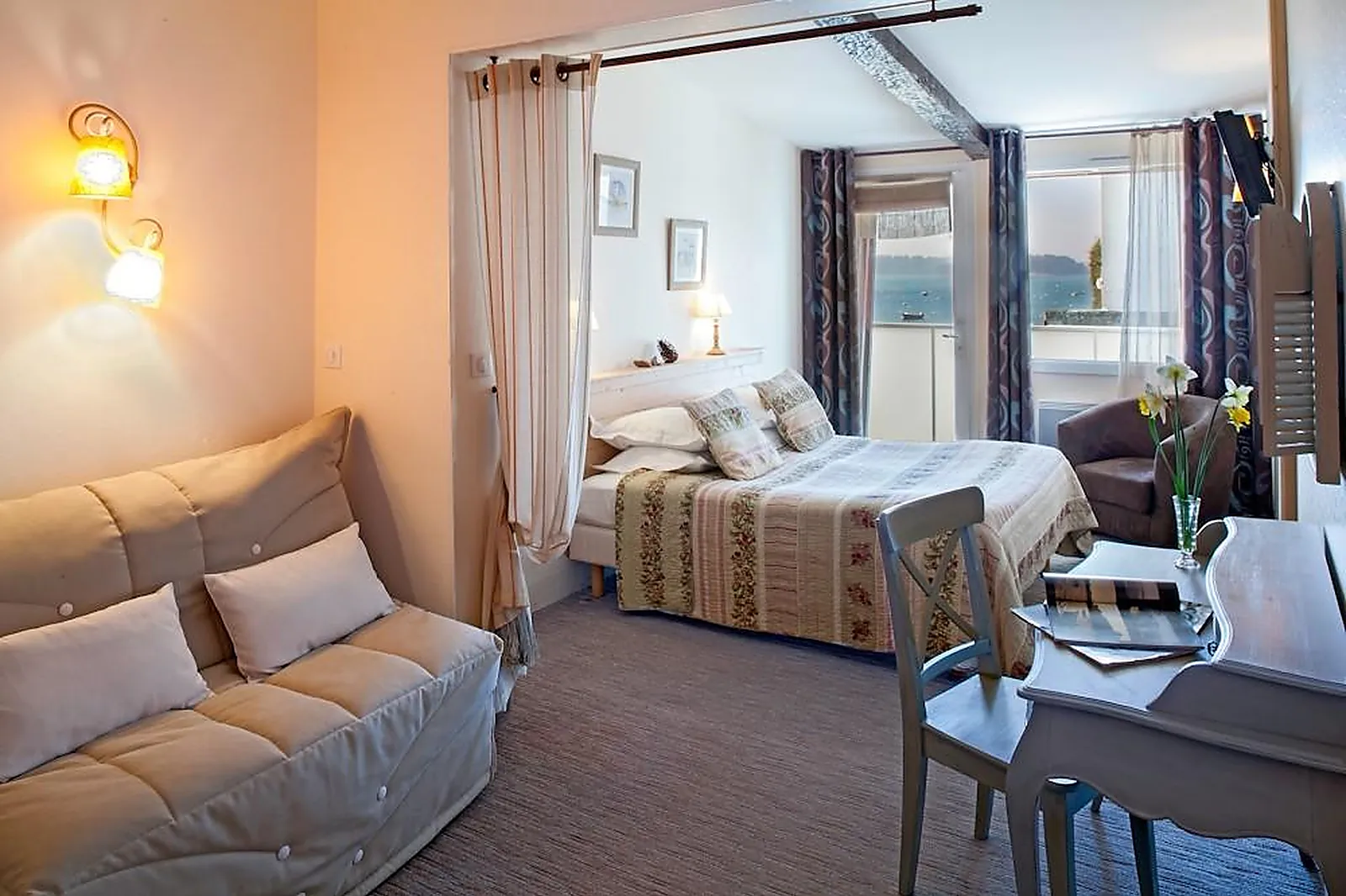 Lieux événementiels, HÔTEL LE PARC FÉTAN