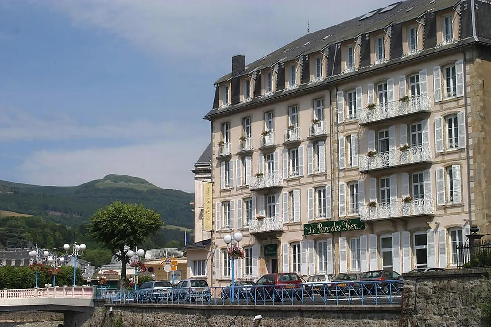 Lieux événementiels, HÔTEL LE PARC DES FÉES