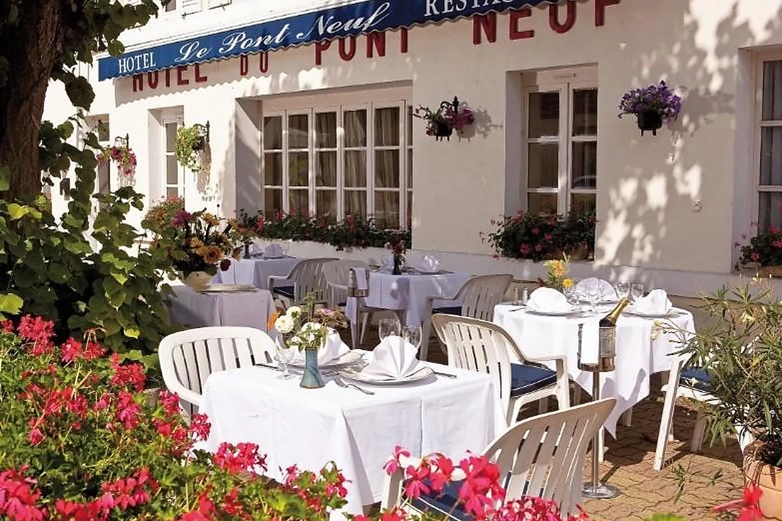 Lieux événementiels, HÔTEL LE PONT NEUF