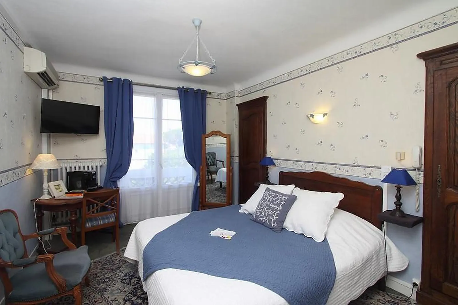 Lieux événementiels, HÔTEL LE PRÉ CATALAN