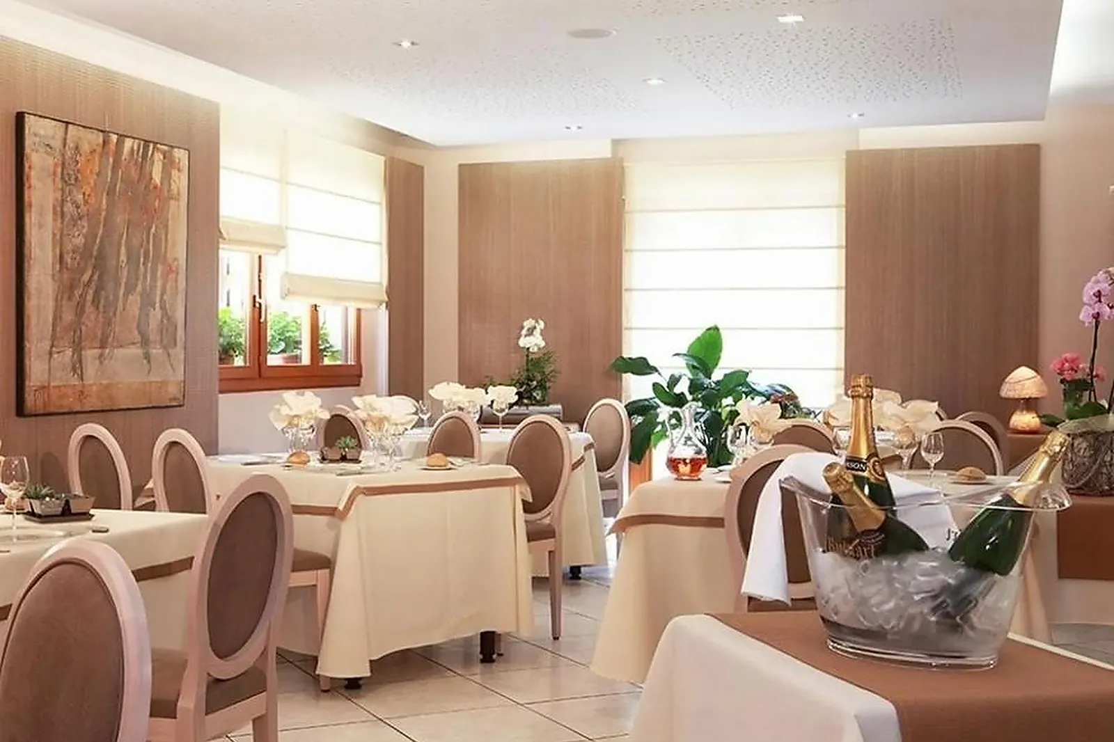 Lieux événementiels, HÔTEL LE RHIEN CARRER