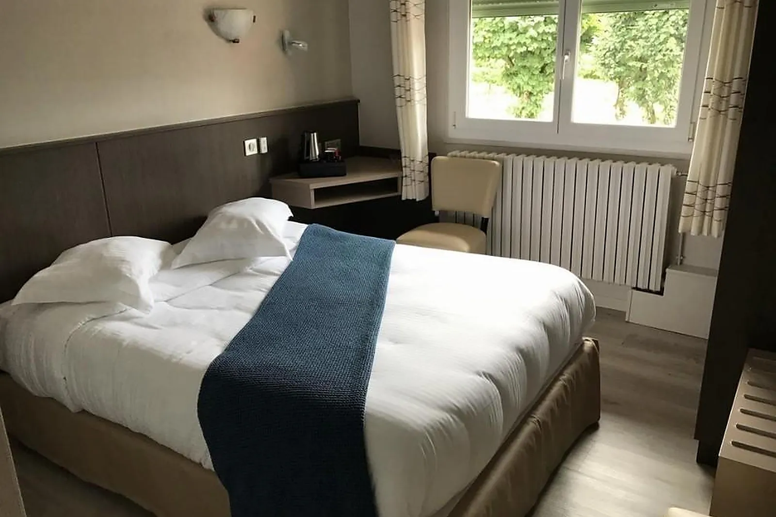 Lieux événementiels, HÔTEL LE RHIEN CARRER