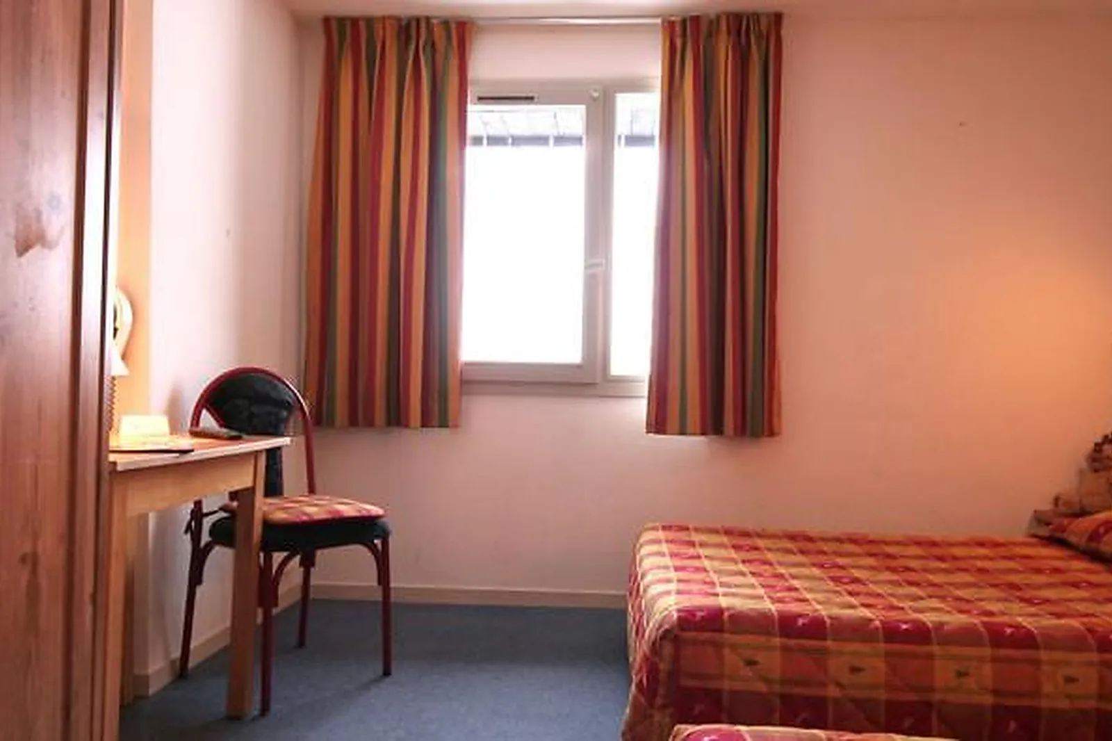 Lieux événementiels, HÔTEL LES ECRINS