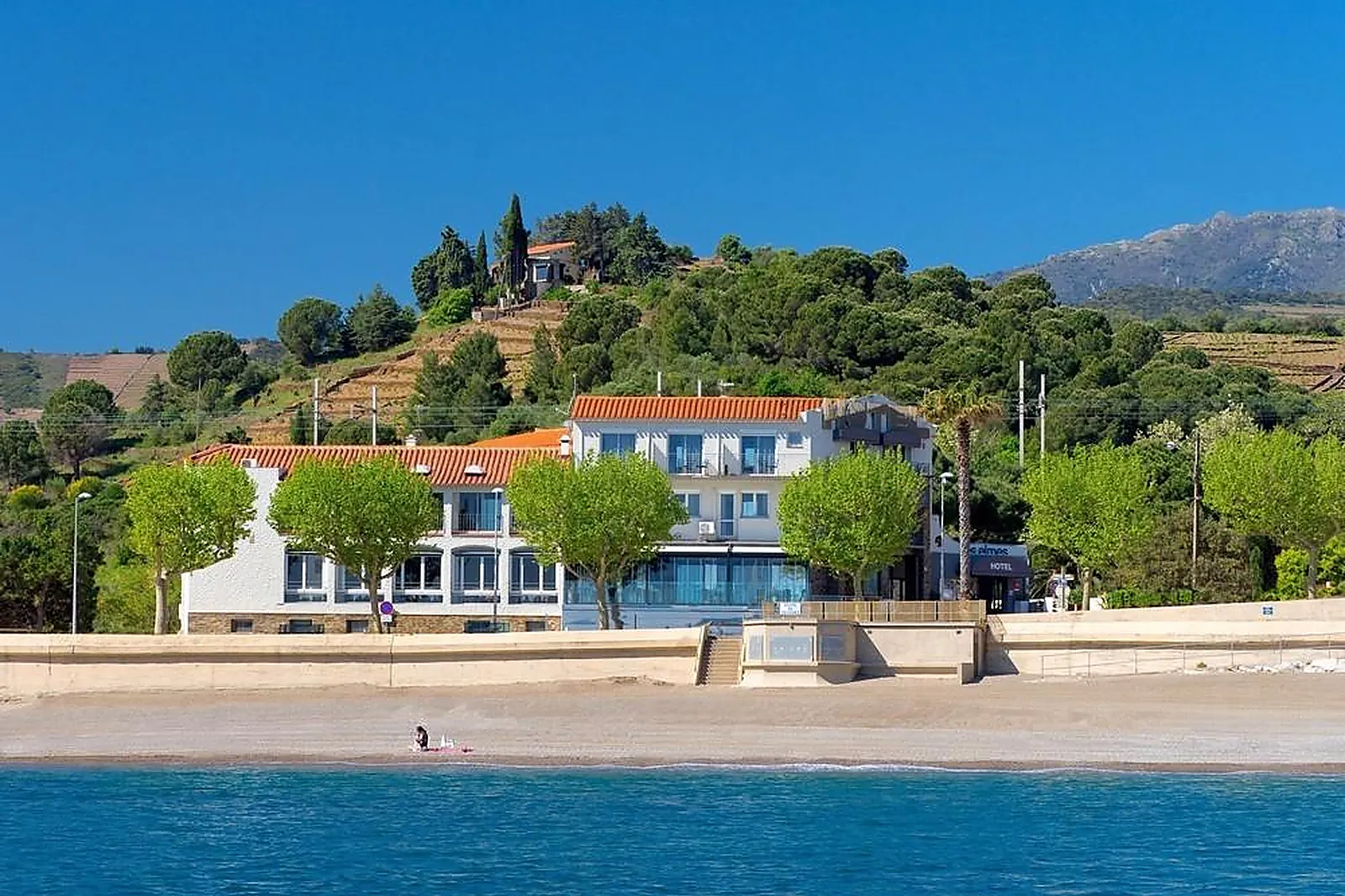 Lieux événementiels, HÔTEL LES ELMES