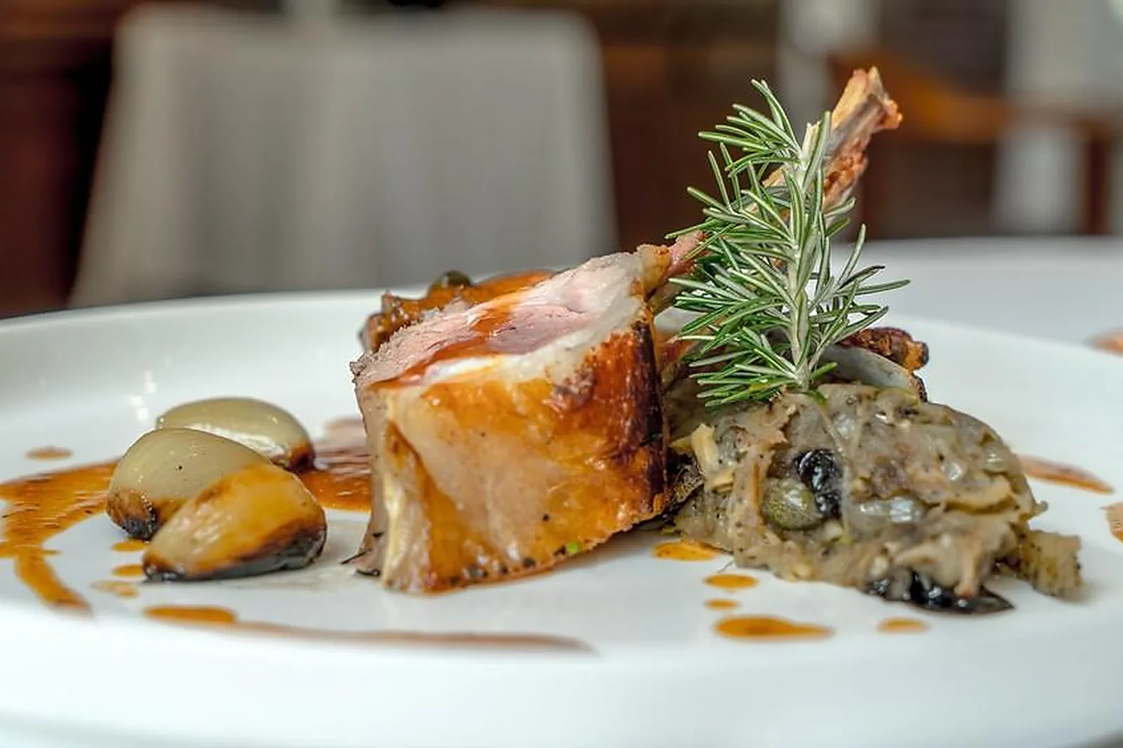 Lieux événementiels, HÔTEL LES ELMES