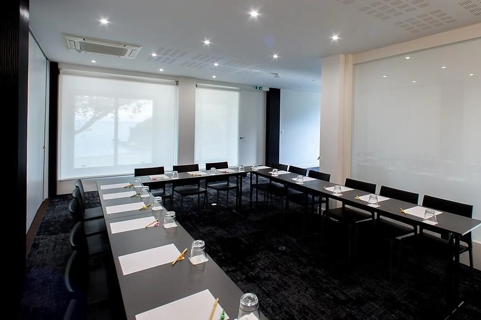 Lieux événementiels, HÔTEL LES ELMES