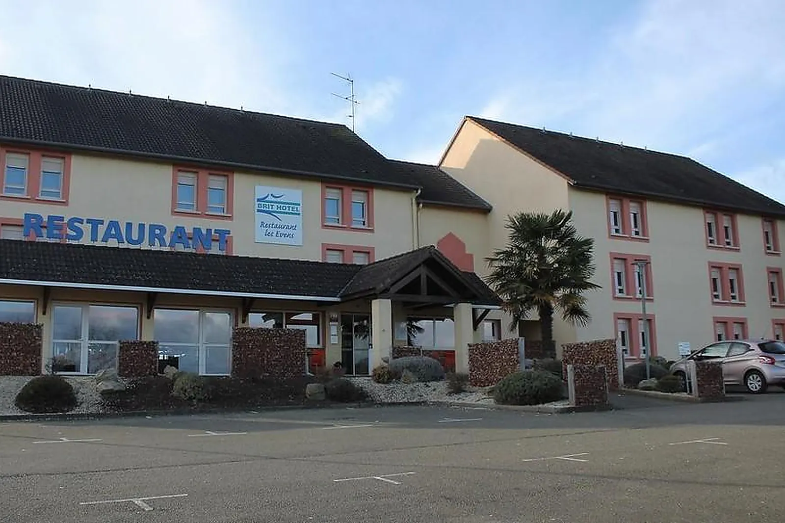 Lieux événementiels, HÔTEL LES EVENS