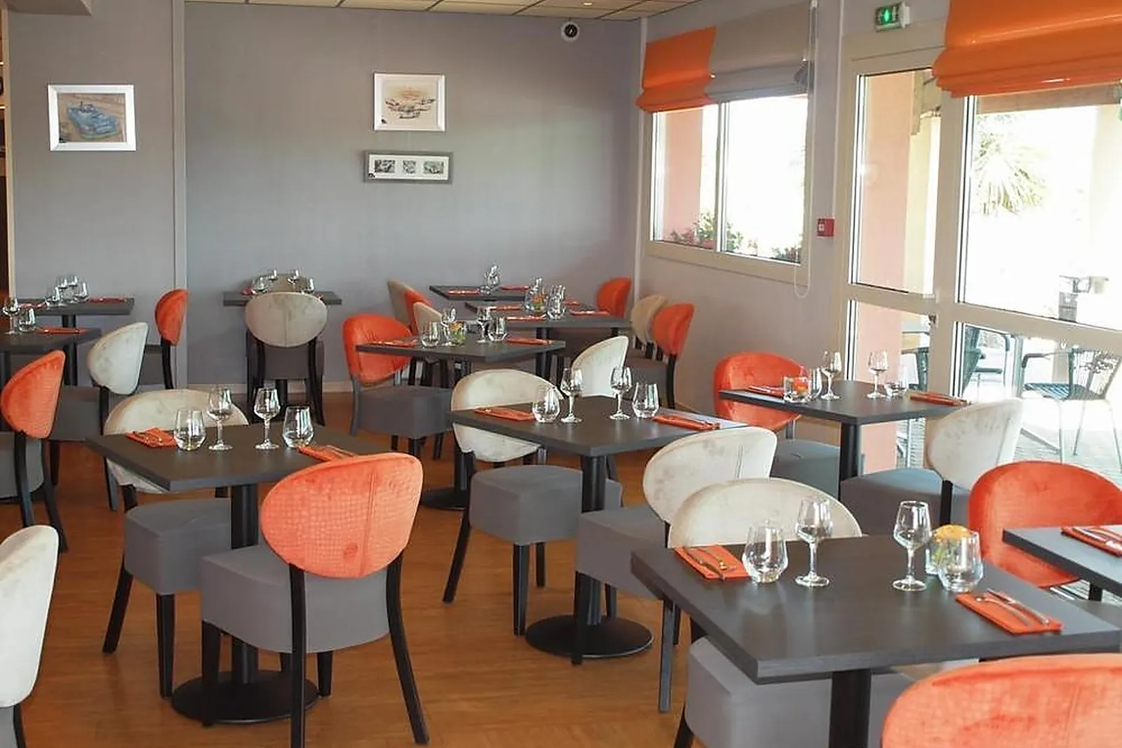 Lieux événementiels, HÔTEL LES EVENS