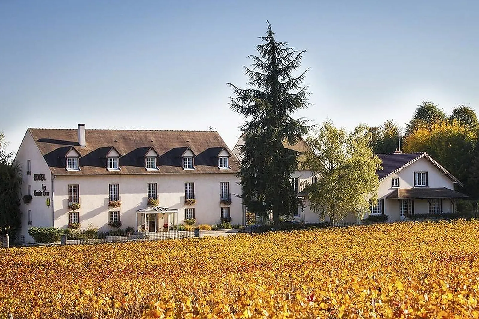 Lieux événementiels, HÔTEL LES GRANDS CRUS