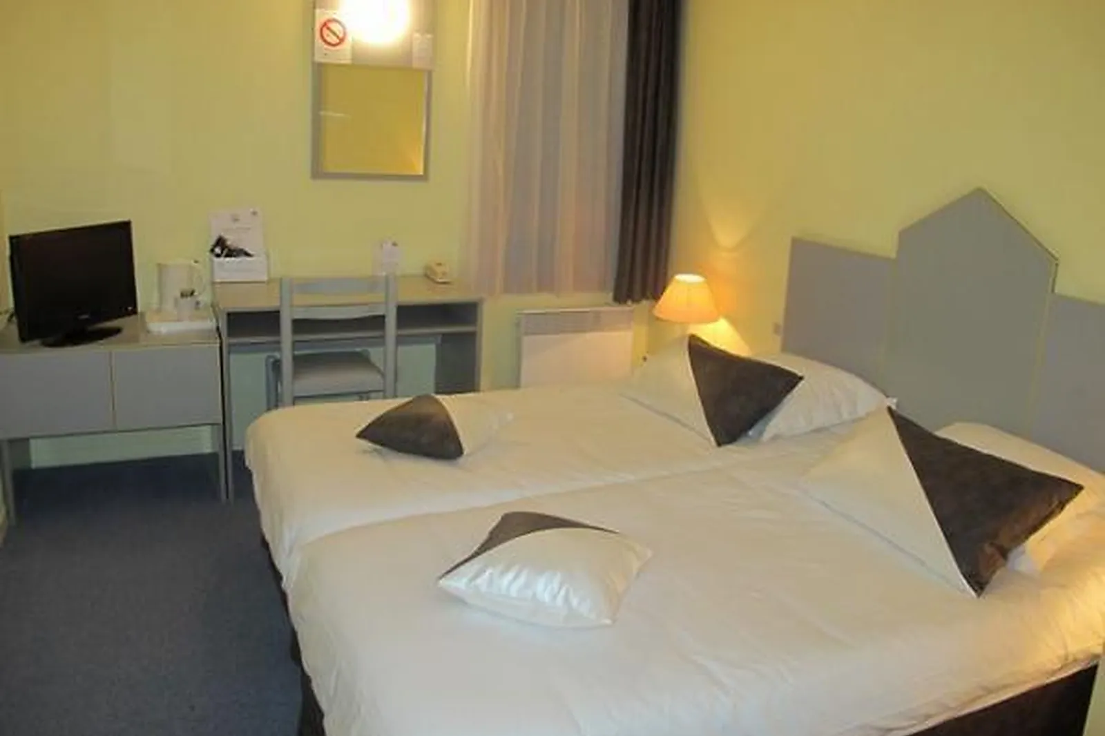 Lieux événementiels, HÔTEL LES LOGES