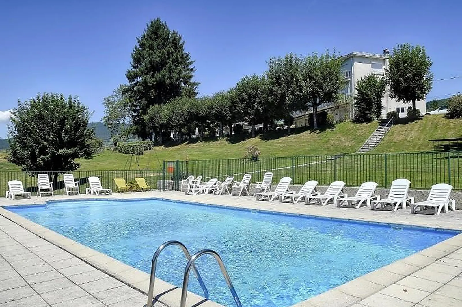 Lieux événementiels, HÔTEL LES MÉSANGES