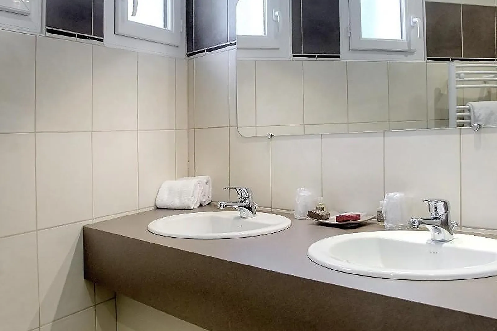 Lieux événementiels, HÔTEL LES MÉSANGES