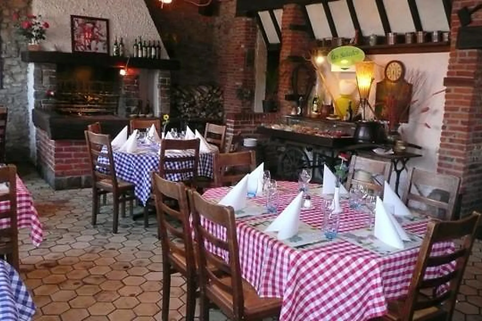 Lieux événementiels, HÔTEL LES PATURELLES