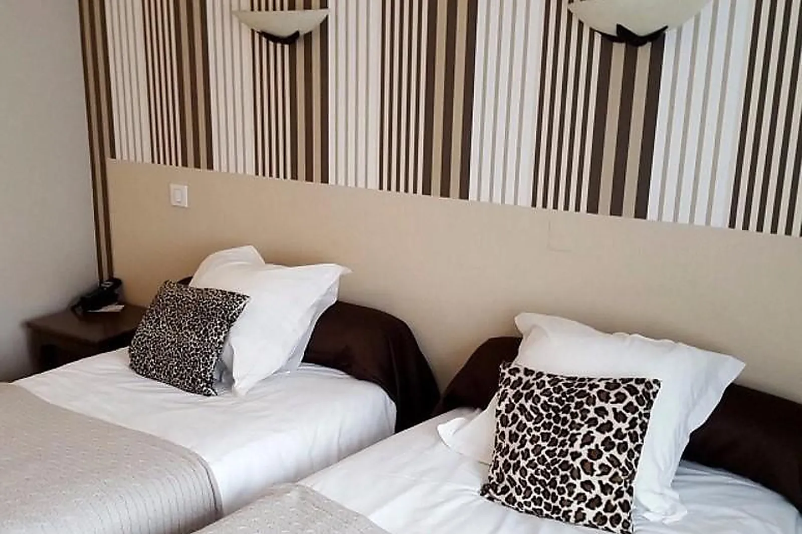 Lieux événementiels, HÔTEL LES SAPINS