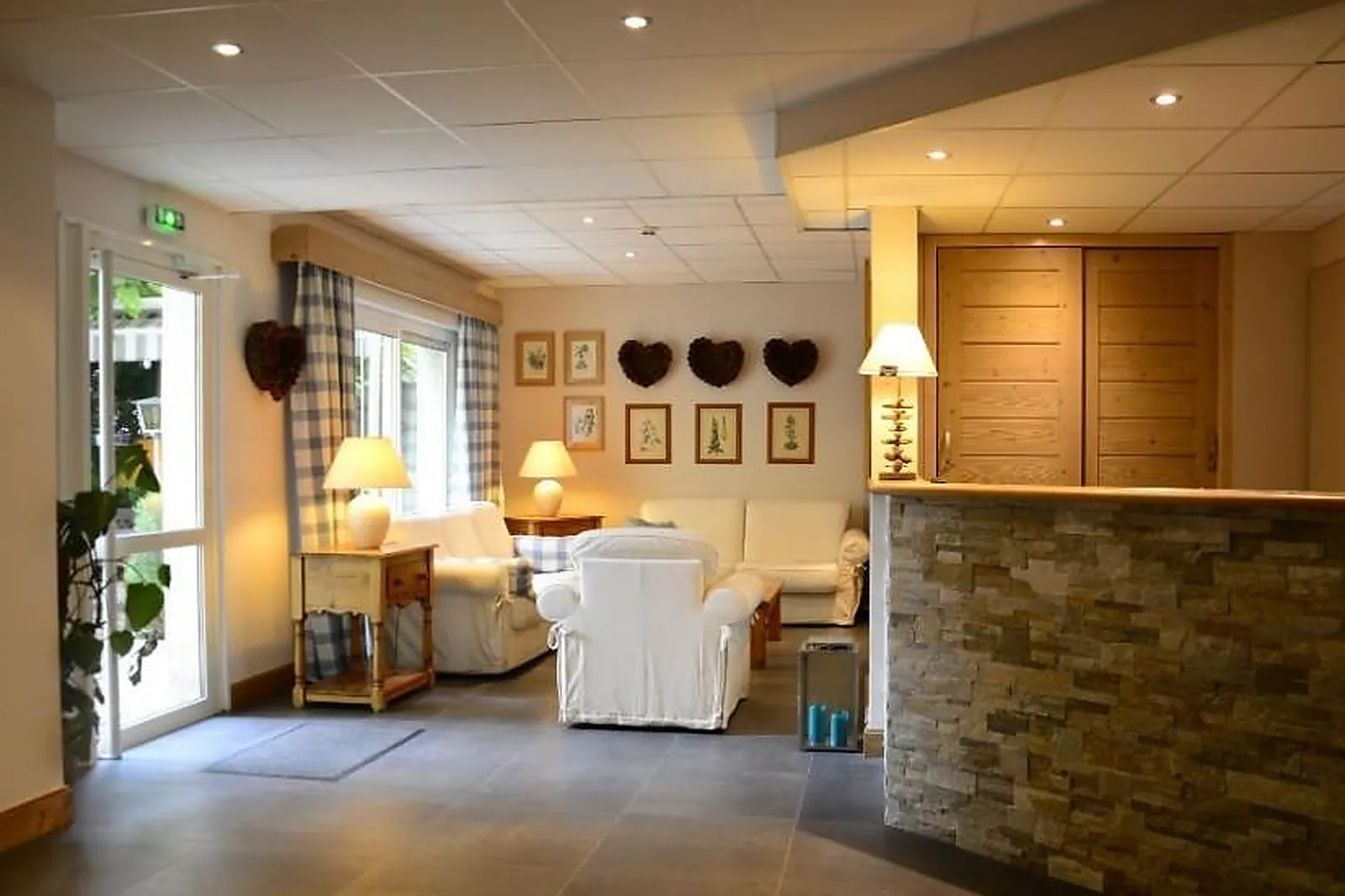 Lieux événementiels, HÔTEL LES TERRASSES