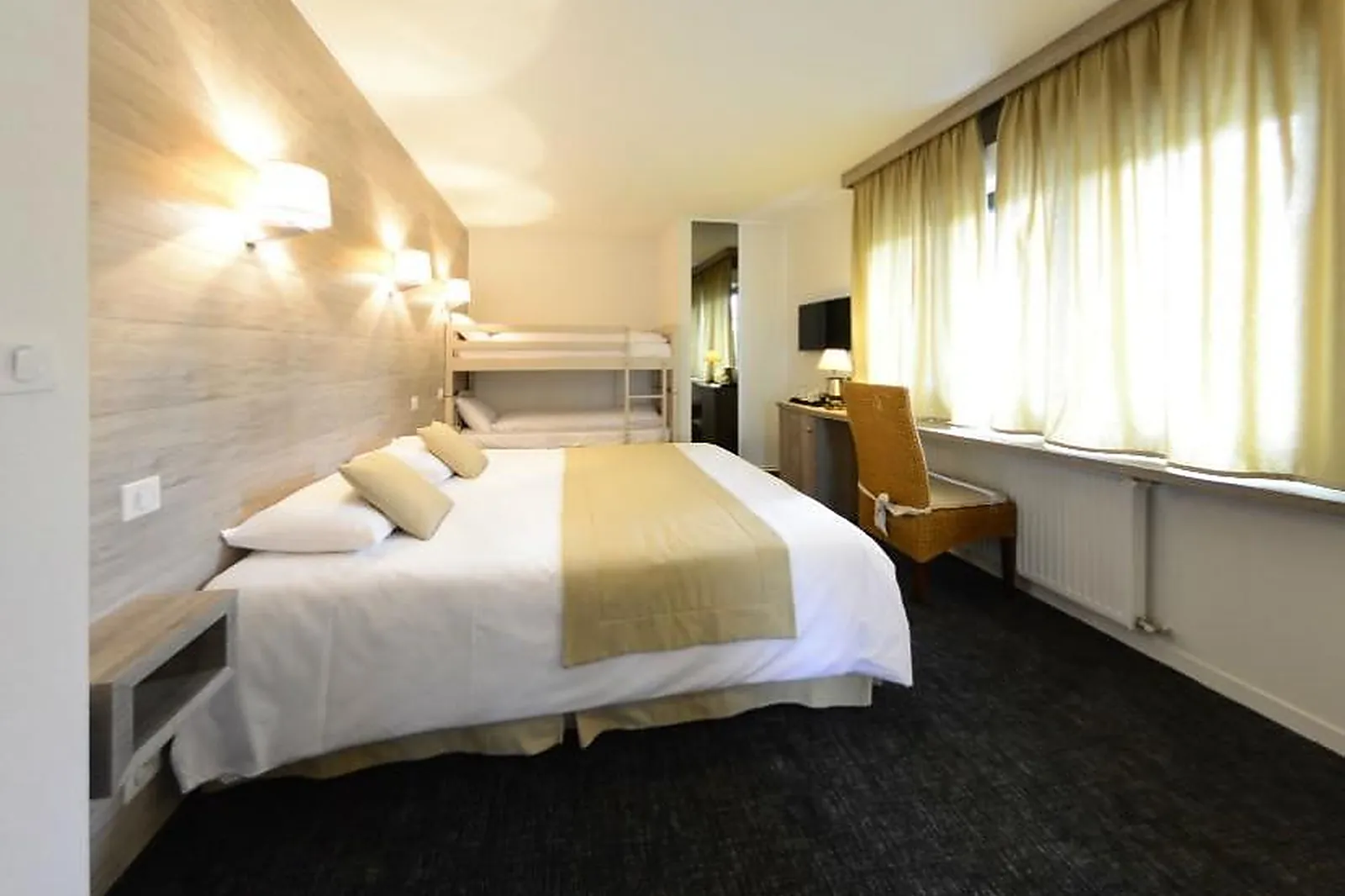 Lieux événementiels, HÔTEL LES TERRASSES