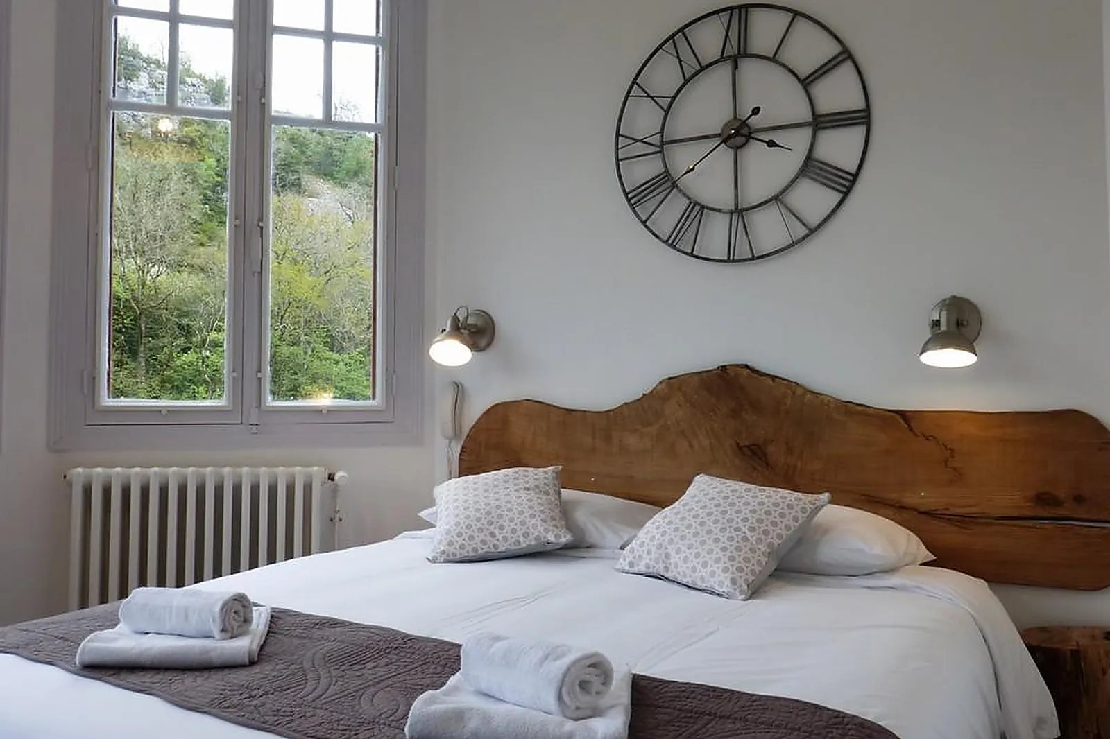 Lieux événementiels, HÔTEL RESTAURANT DES GROTTES