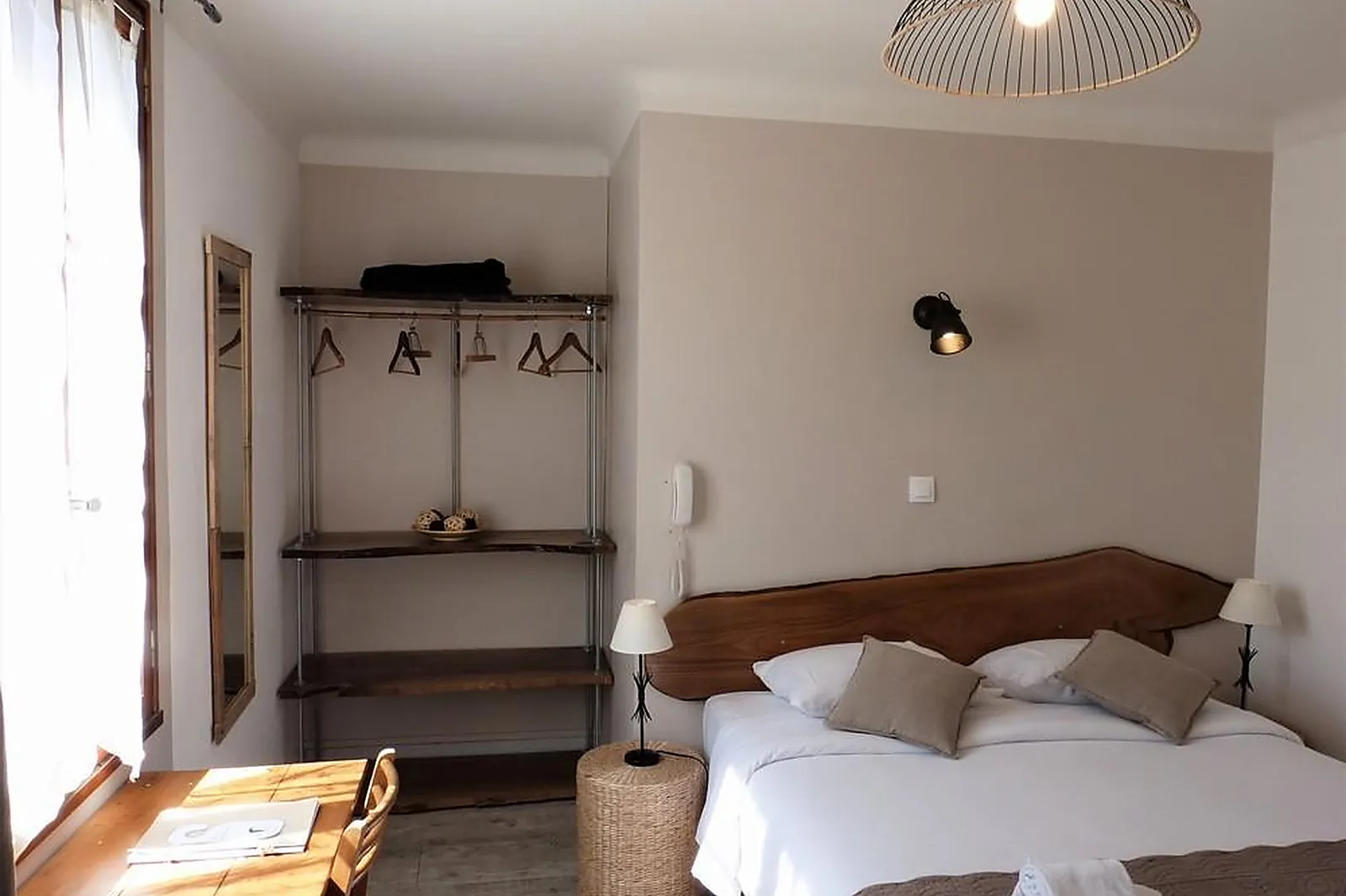 Lieux événementiels, HÔTEL RESTAURANT DES GROTTES