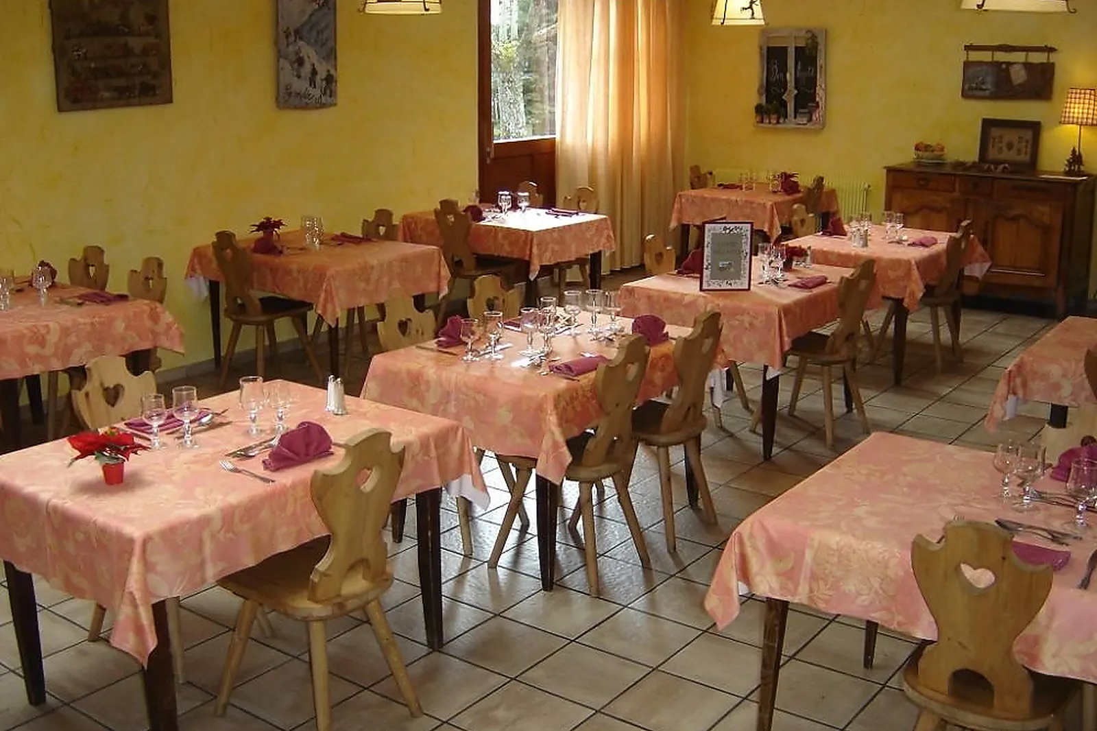 Lieux événementiels, HÔTEL RESTAURANT LE CLOS