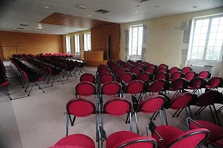 HÔTELLERIE SAINT YVES