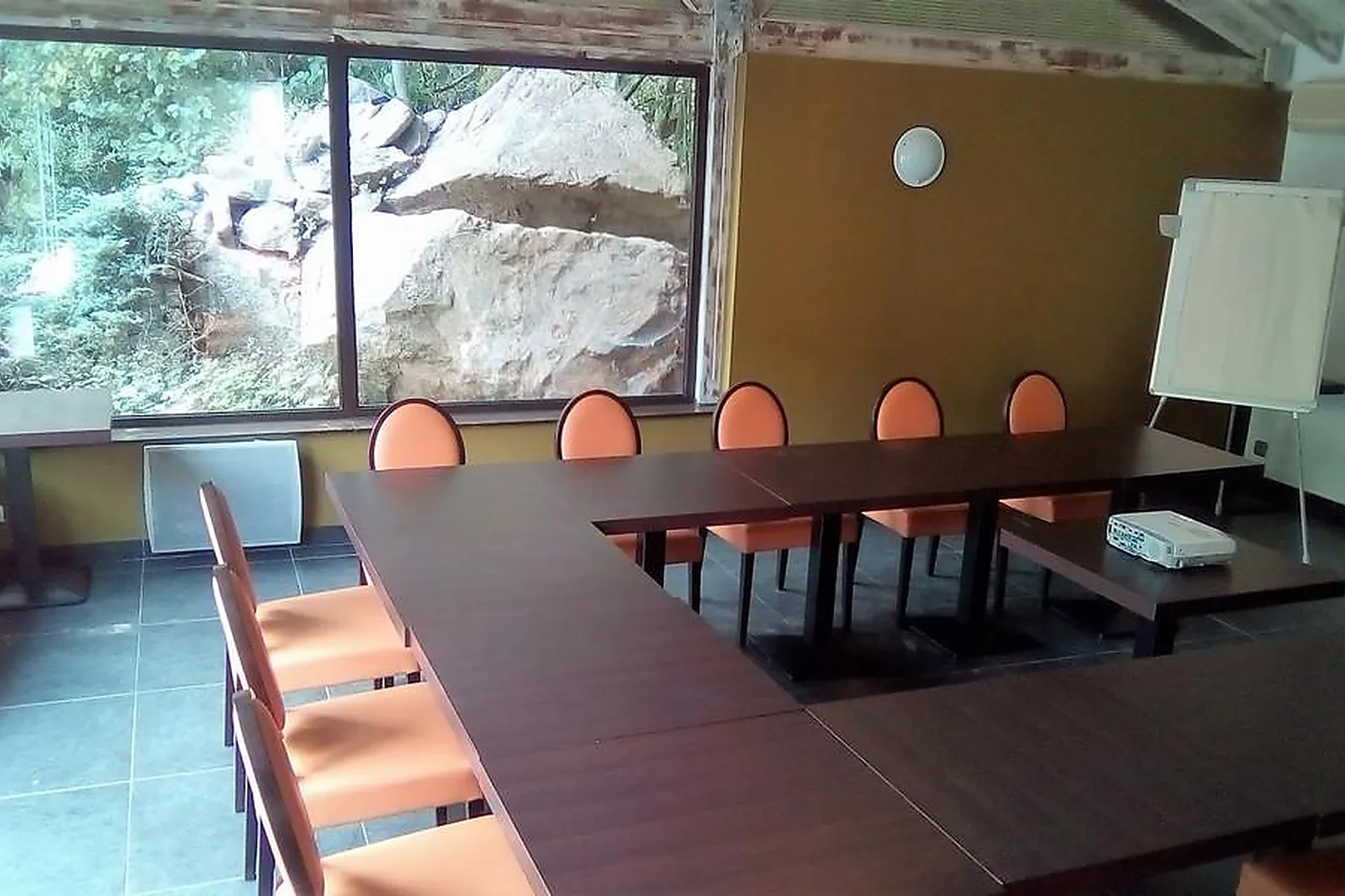 Lieux événementiels, HOTELLERIE DE LA CASCADE