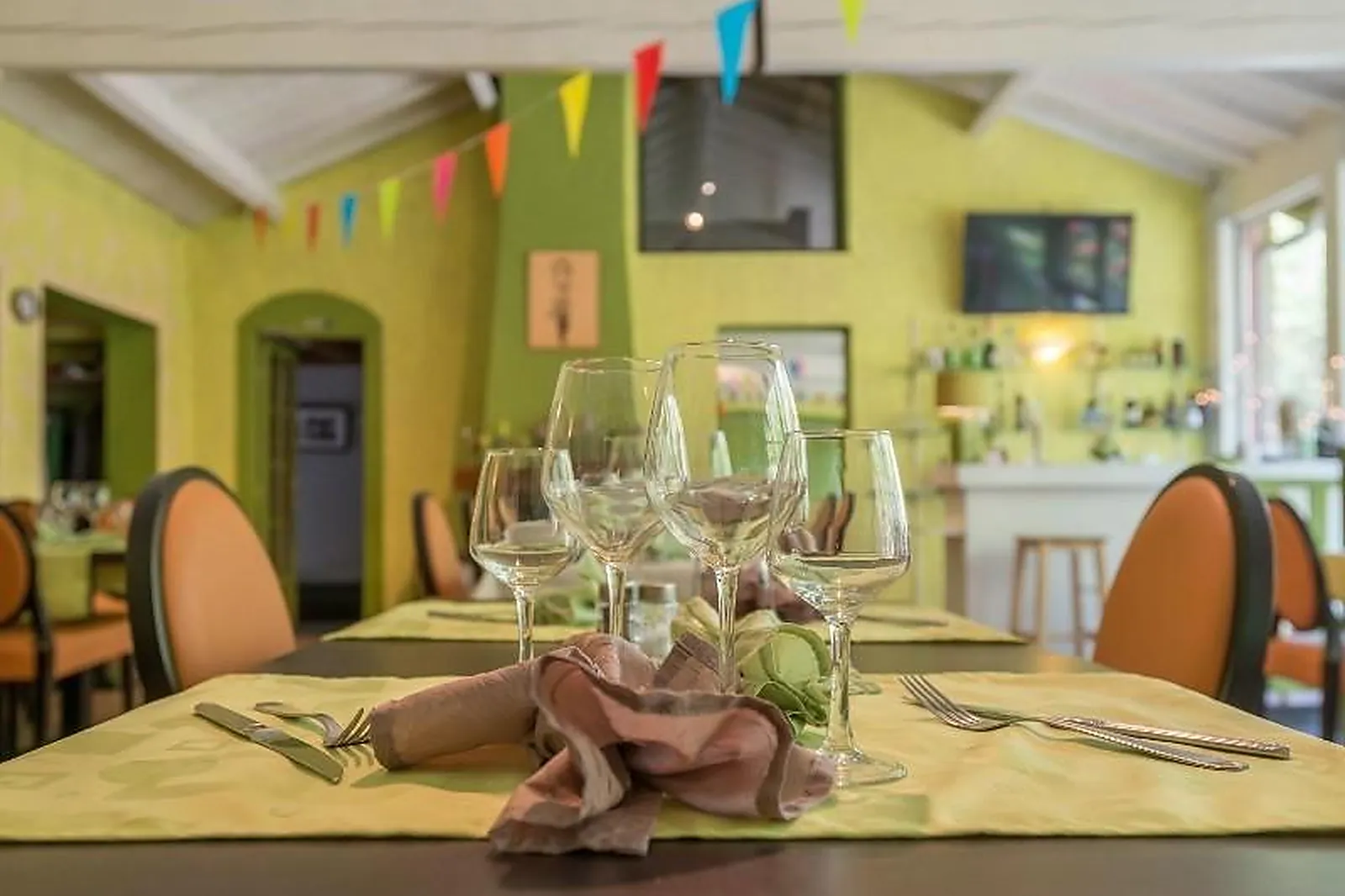 Lieux événementiels, HOTELLERIE DE LA CASCADE