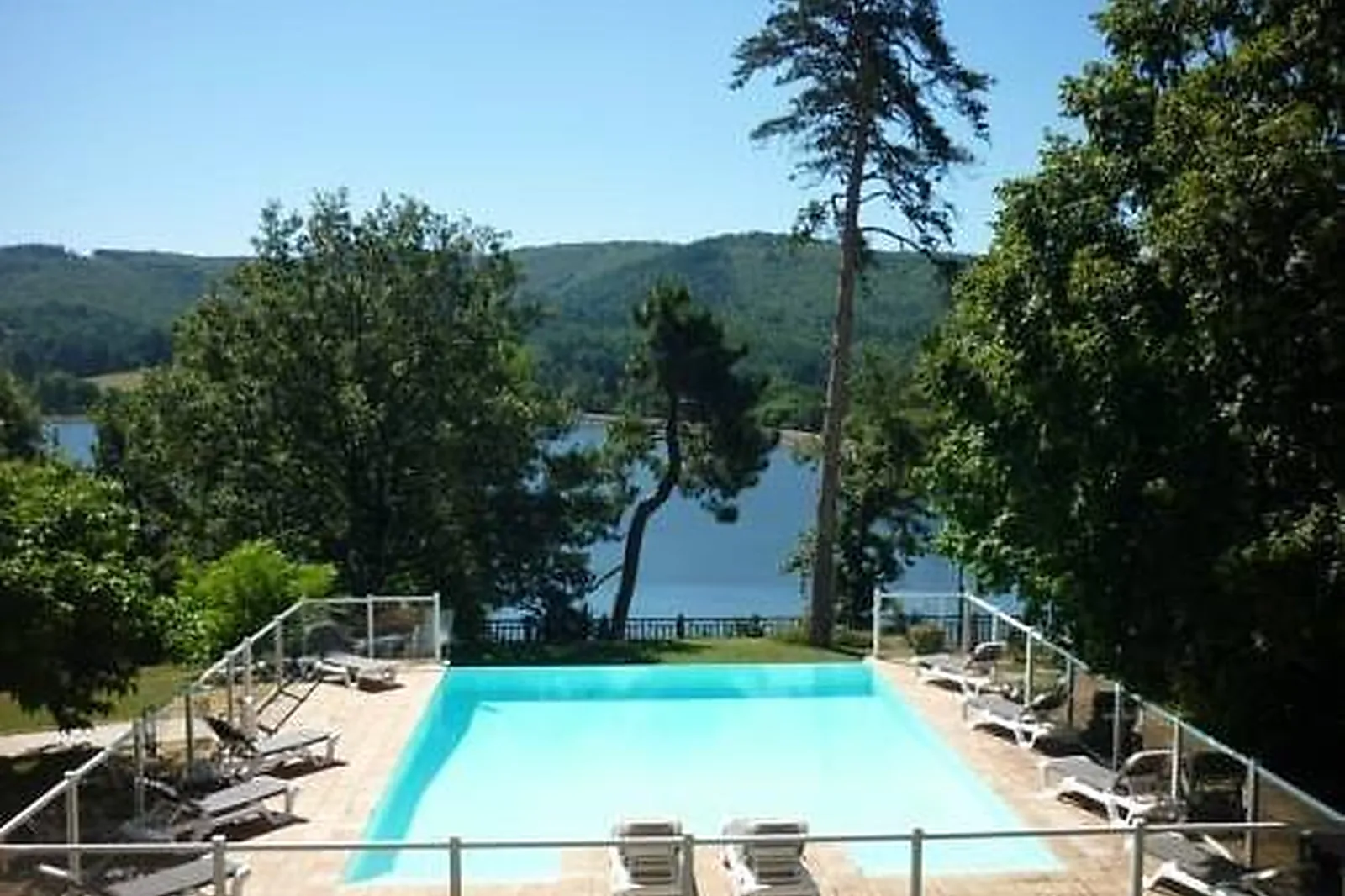 Lieux événementiels, HÔTELLERIE DU LAC