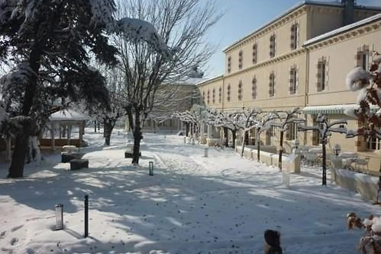 Lieux événementiels, HÔTELLERIE DU LAC