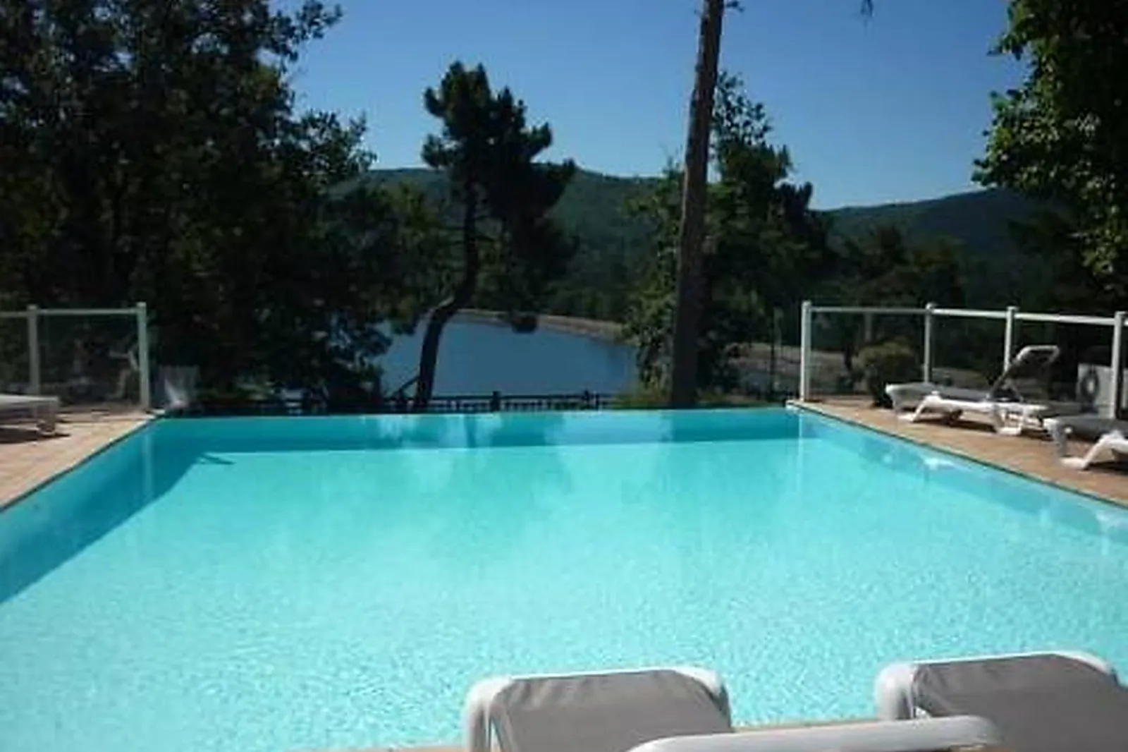 Lieux événementiels, HÔTELLERIE DU LAC