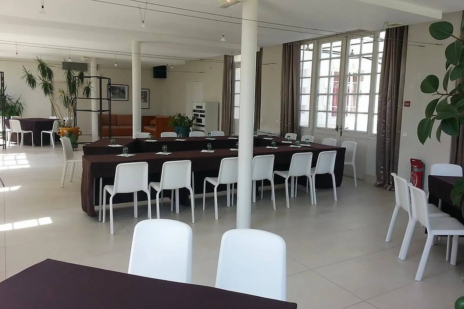 Lieux événementiels, HÔTELLERIE DU LAC