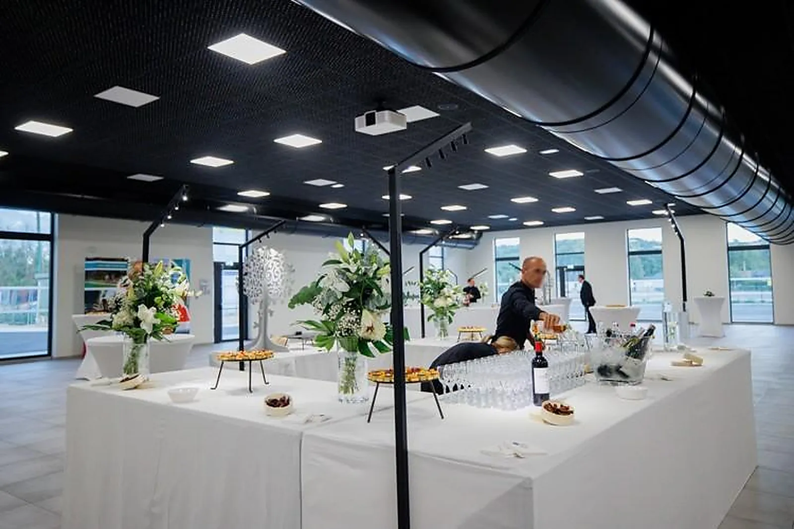 Lieux événementiels, HUB EXPO CONGRÈS