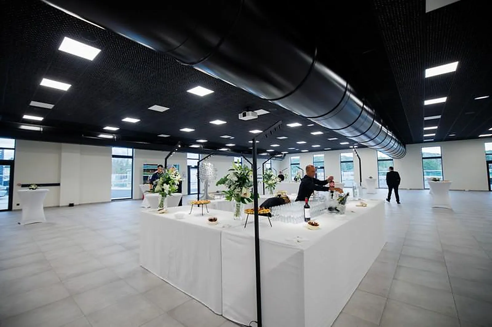 Lieux événementiels, HUB EXPO CONGRÈS