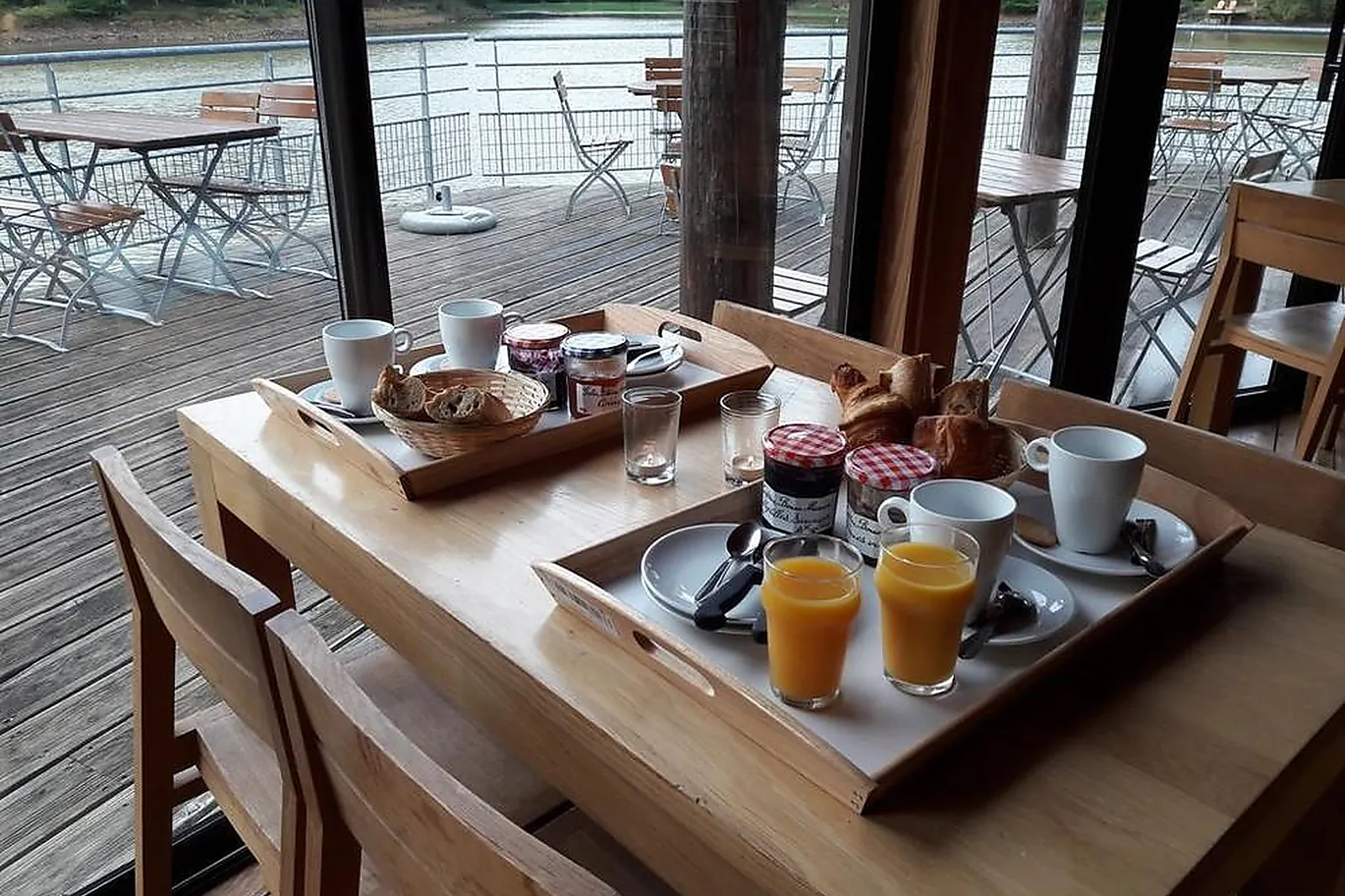 Lieux événementiels, HUTTOPIA SENONCHES