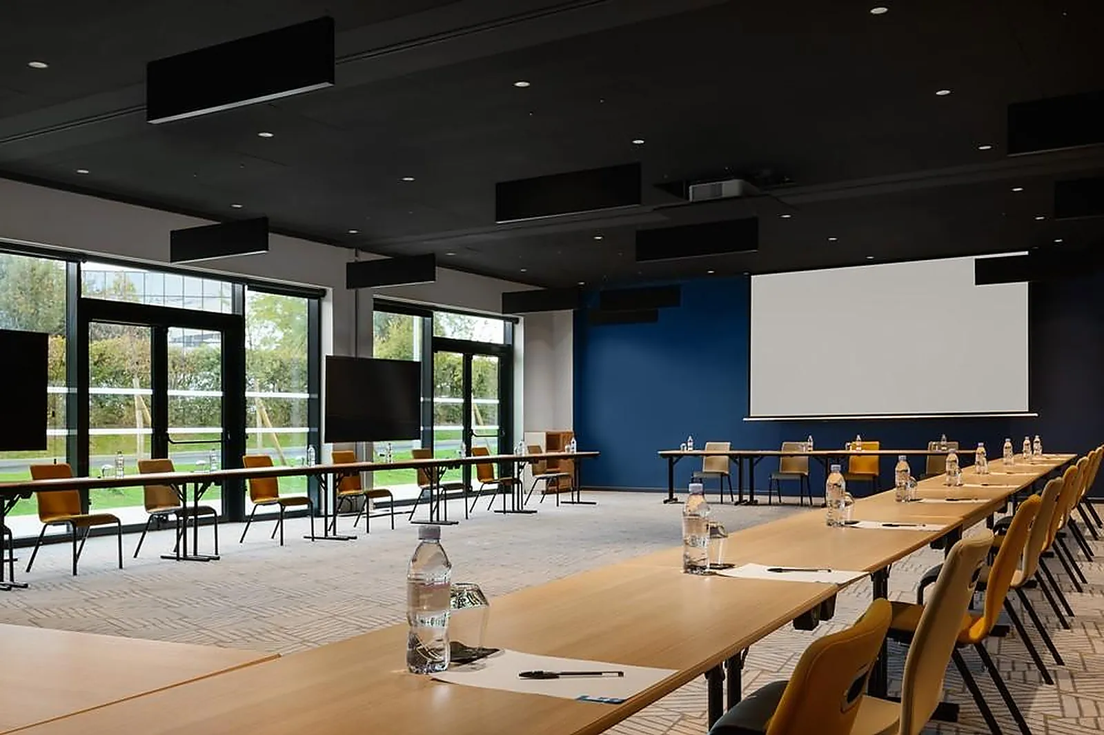 Lieux événementiels, HYATT PLACE PARIS CHARLES DE GAULLE AIRPORT