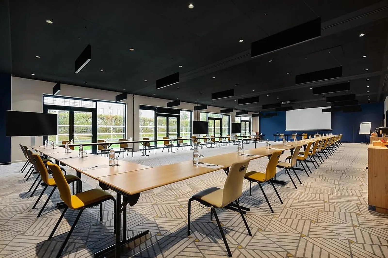 Lieux événementiels, HYATT PLACE PARIS CHARLES DE GAULLE AIRPORT