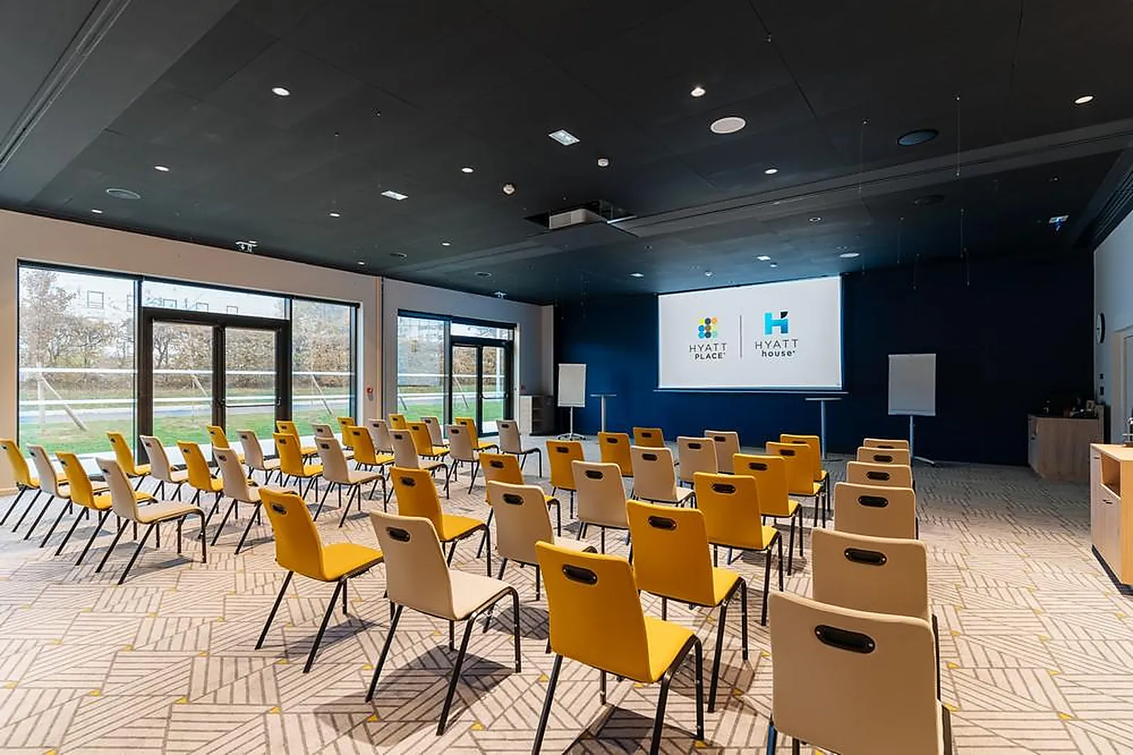 Lieux événementiels, HYATT PLACE PARIS CHARLES DE GAULLE AIRPORT