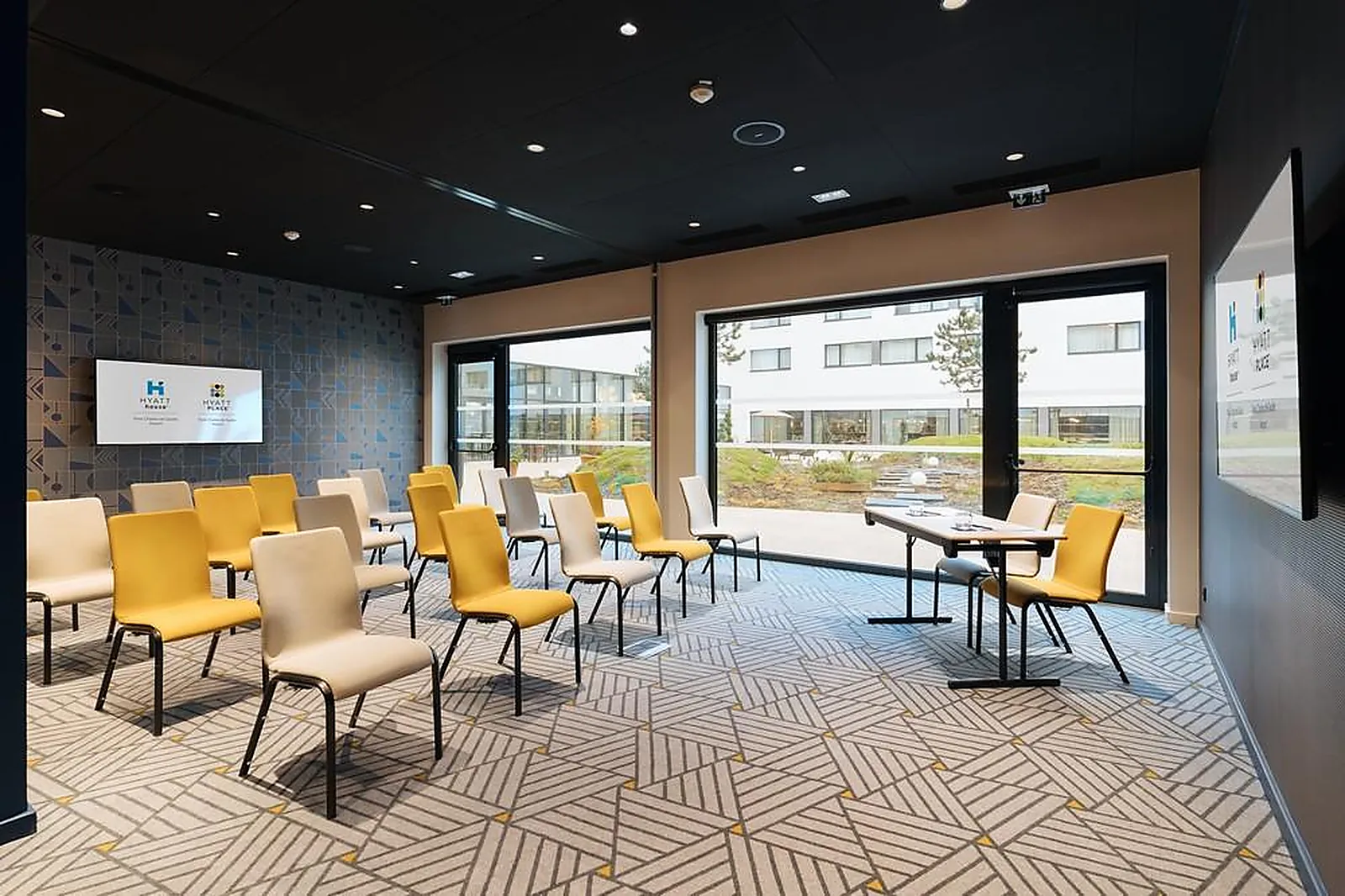 Lieux événementiels, HYATT PLACE PARIS CHARLES DE GAULLE AIRPORT