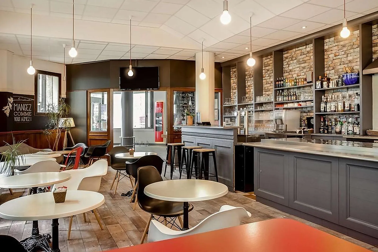 Lieux événementiels, IBIS ANGERS CENTRE CHÂTEAU