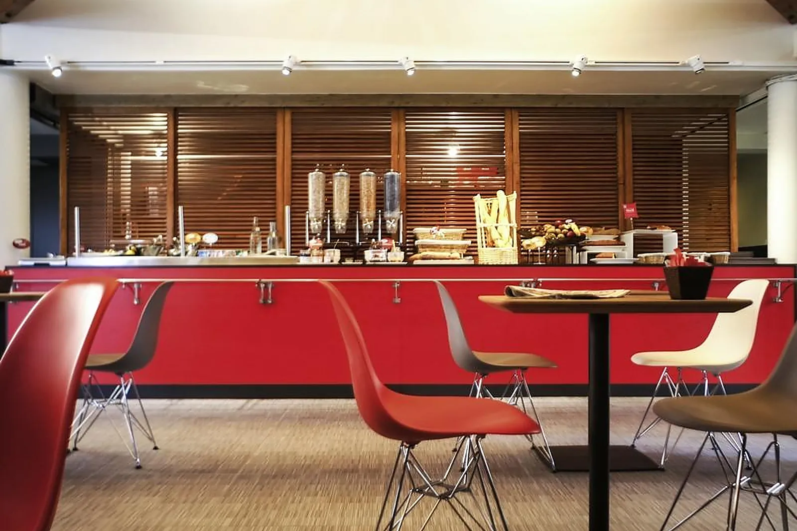 Lieux événementiels, IBIS ANGOULÊME NORD