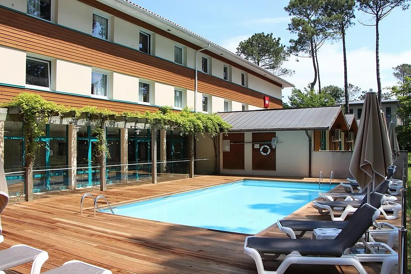 Lieux événementiels, IBIS ARCACHON LA TESTE