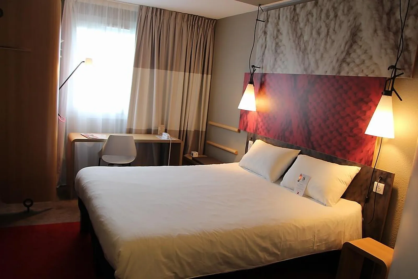 Lieux événementiels, IBIS ARCACHON LA TESTE